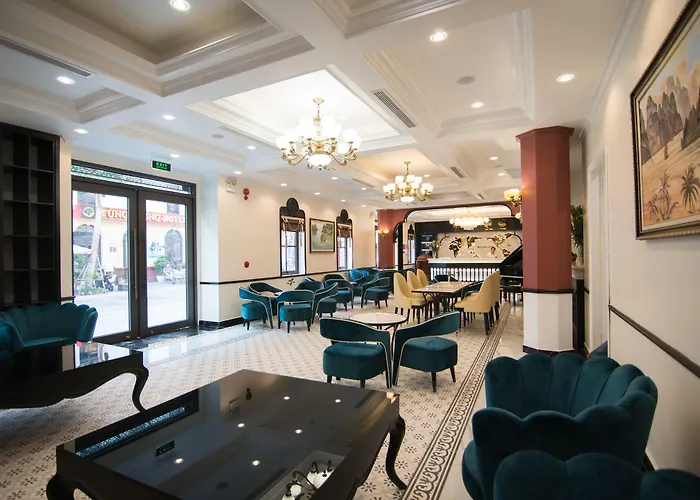Dragon Hotel 3*